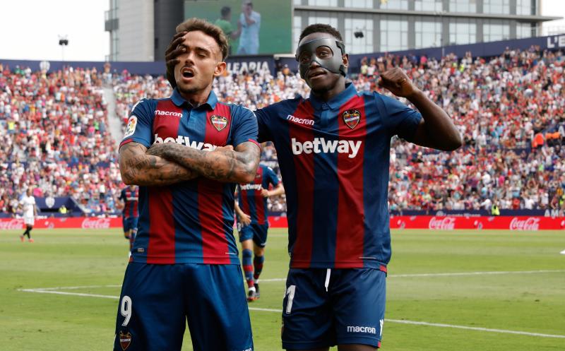 Fotos: Fotos del Levante UD - Valencia CF