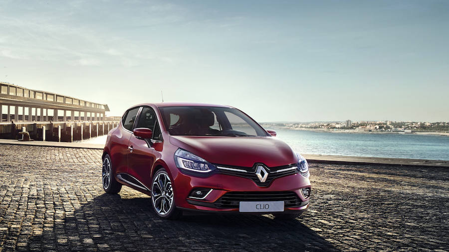 En el puesto número 5: Renault Clio con 2447 unidades vendidas