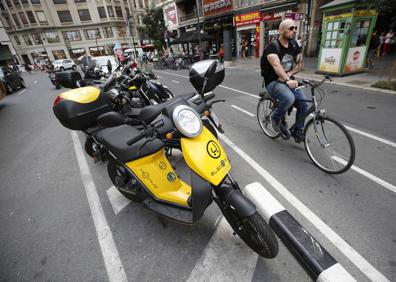 Imagen secundaria 1 - Bicicletas, motos de alquiler y patinetes, los nuevos modos de movilidad 