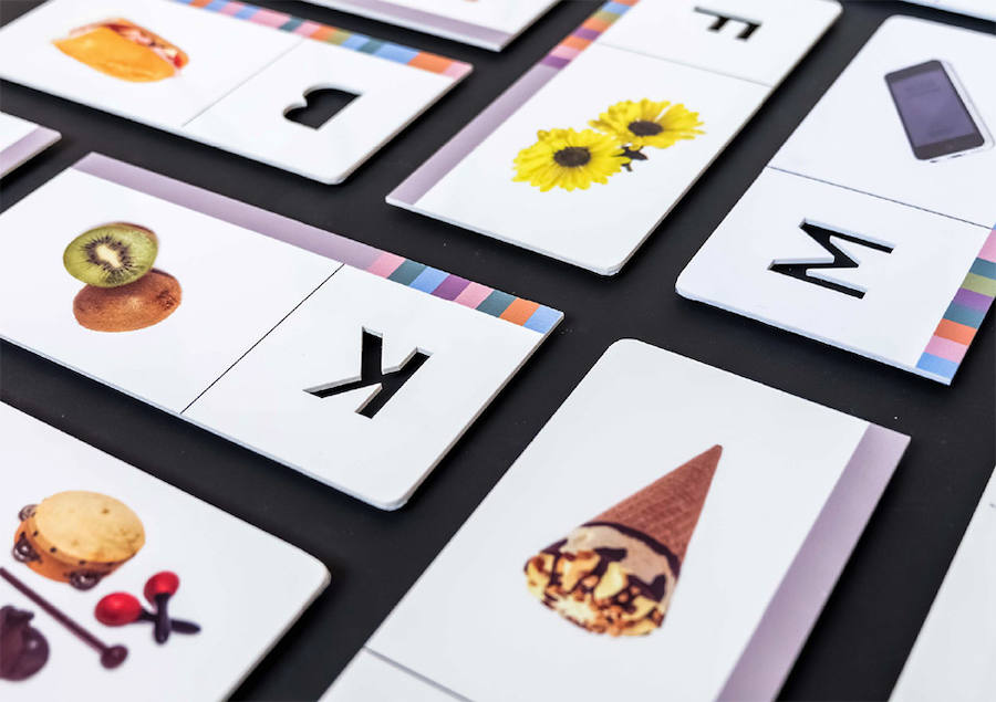 Decedario. Juego de mesa terapéutico para ayudar a la rehabilitación en personas con dificultad en lenguaje y la comunicación