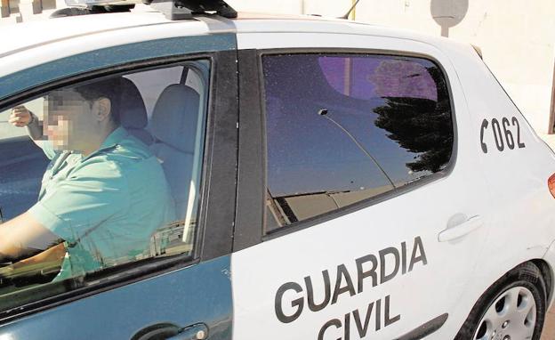 Un coche de la Guardia Civil