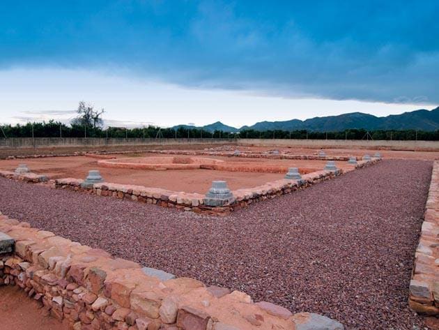 La villa romana de Benicató (Castellón) es una de las villas antiguas mejor conservadas de la Comunitat y en su tiempo sirvió de explotación agrícola y de residencia. Por los restos encontrados se cree que estuvo habitada entre el siglo I a. C. y el IV d. C .