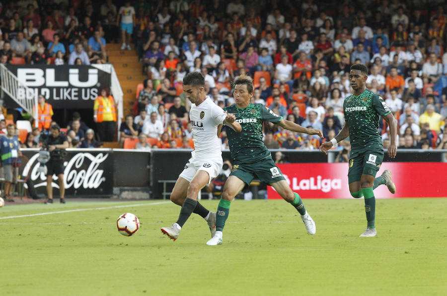 Estas son las mejores imágenes del partido de la jornada 4 de la Liga en Mestalla