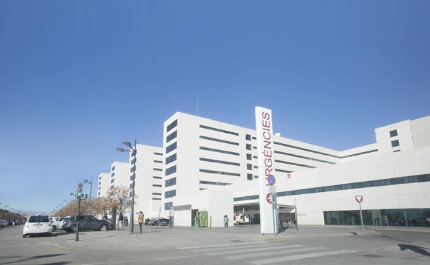 Hospital La Fe de Valencia, junto al que se ubica el proyecto de viviendas.