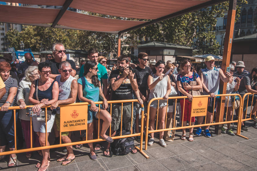 El Día Mundial de la Paella se ha celebrado en la plaza del Ayuntamiento de Valencia con una degustación de 9 paellas diferentes. El World Paella Day pretende dar prestigio a uno de los platos más conocidos de la gastronomía de todo el mundo y proyectar la ciudad de Valencia como destino turístico internacional. 