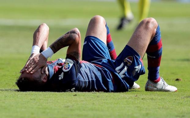 Morales, durante el Levante - Sevilla.