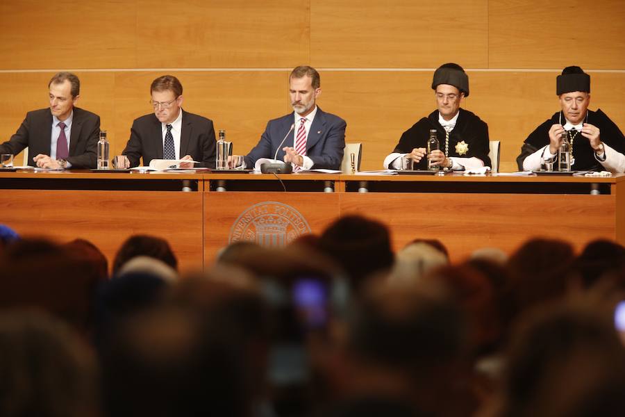 Fotos: Felipe VI preside la apertura del curso en la Universitat Politècnica de València