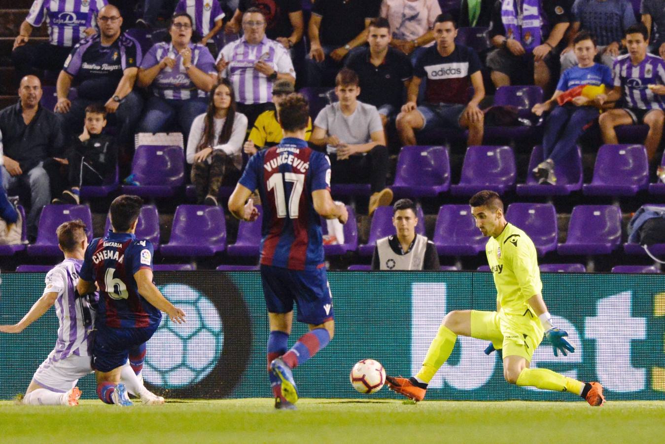 Fotos: Real Valladolid - Levante: las mejores imágenes del partido