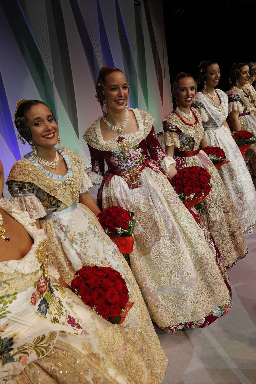 Fotos: Elección de las Cortes de Honor de las Fallas 2019: gala en la Fuente de San Luis