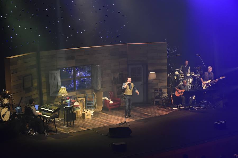 Fotos: Concierto de Ismael Serrano en el Palau de les Arts de Valencia