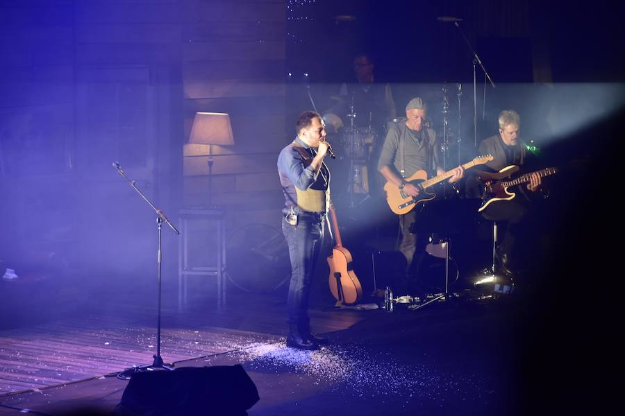 Fotos: Concierto de Ismael Serrano en el Palau de les Arts de Valencia