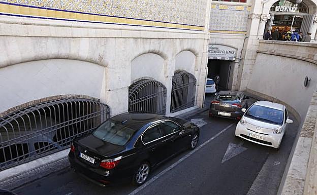 El parking del mercado central 