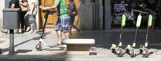 Normativa de uso de patinetes en Valencia.