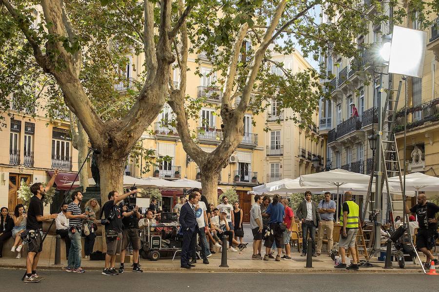 El director Rodrigo Sorogoyen eligió la ciudad para rodar la cinta. Enclaves del centro como la plaza Rodrigo Botet o la playa de El Saler y el puerto ambientaron un proyecto protagonizado por Antonio de la Torre