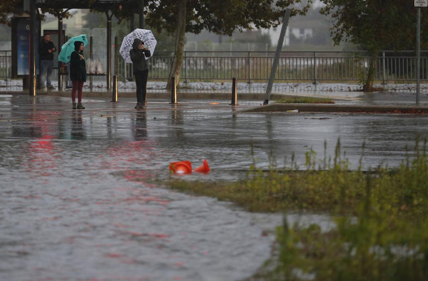 El bulevar sur, inundado por la gota fría.