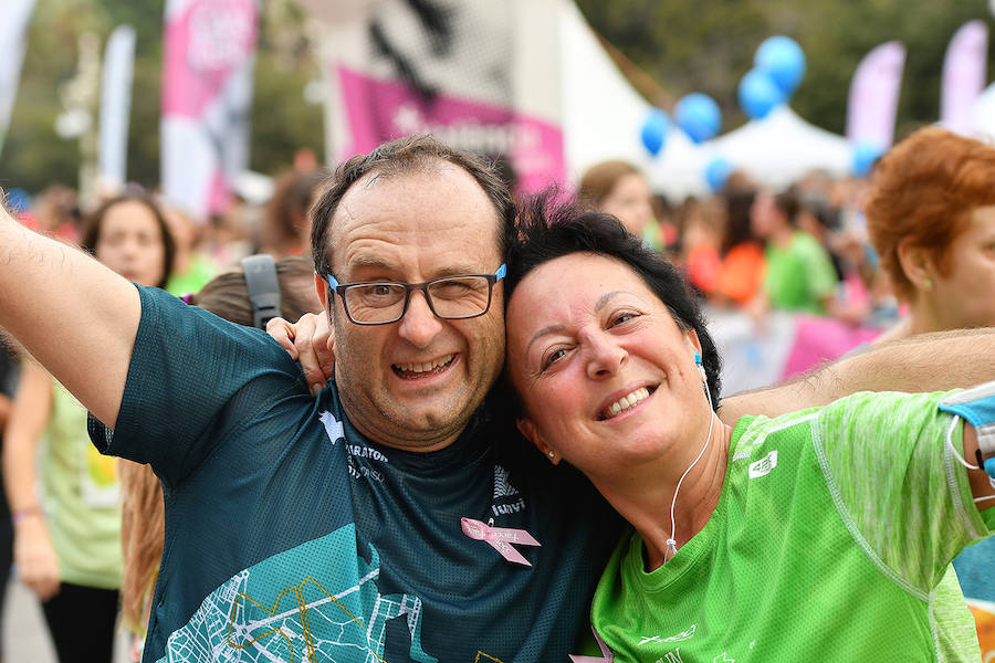 Un total de 10.049 personas han participado en 'Valencia contra el Cáncer' este 21 de octubre, una III edición de récord que ha logrado recaudar 50.245€ para luchar contra la enfermedad. En lo que llevamos de 2018, RunCáncer ya alcanza los 255.556€ de recaudación que se destinarán íntegramente a proyectos de investigación oncológica