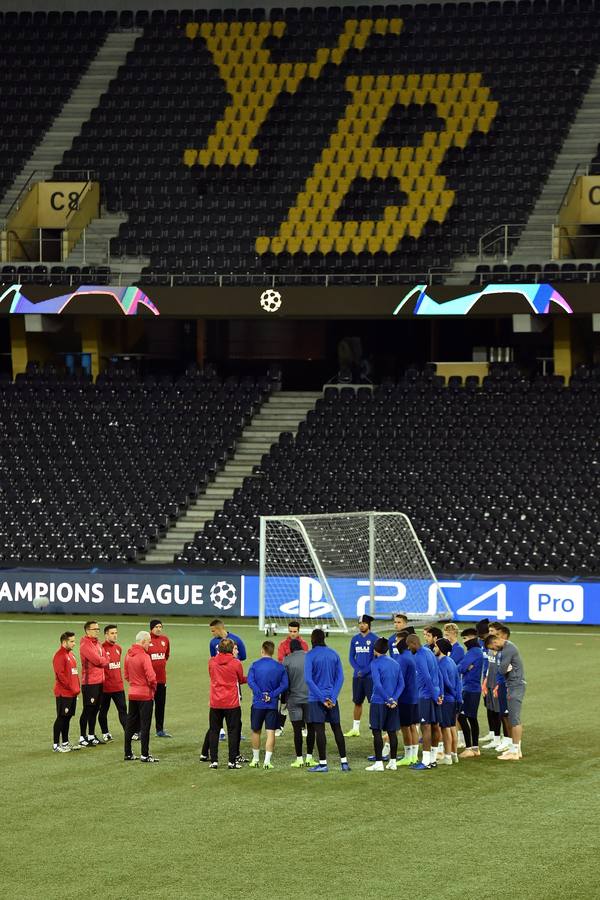 Entrenamientos y ruedas de prensa del Valencia CF y el Young Boys previos al partido de Champions League del martes 23 de octubre (18:55 h).