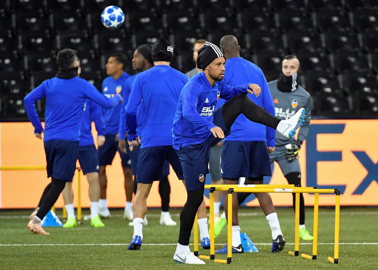 Entrenamientos y ruedas de prensa del Valencia CF y el Young Boys previos al partido de Champions League del martes 23 de octubre (18:55 h).