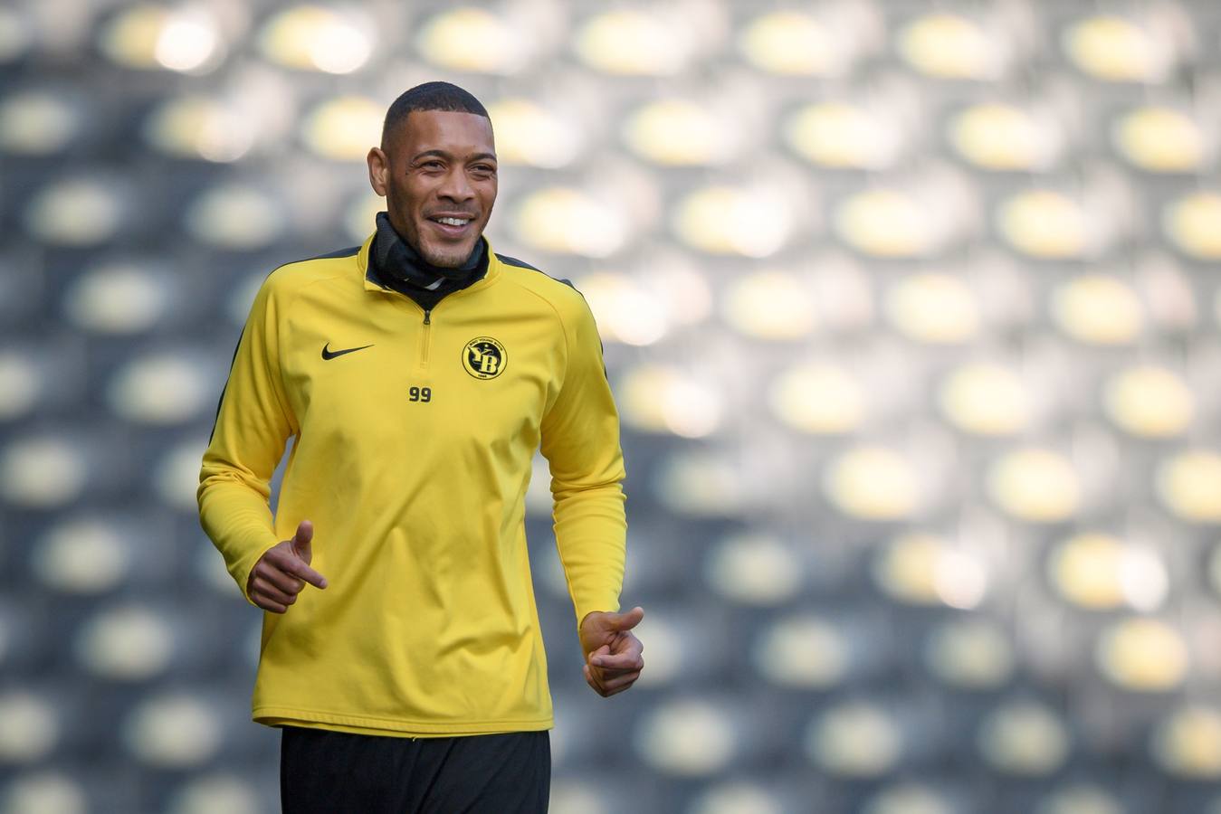 Entrenamientos y ruedas de prensa del Valencia CF y el Young Boys previos al partido de Champions League del martes 23 de octubre (18:55 h).