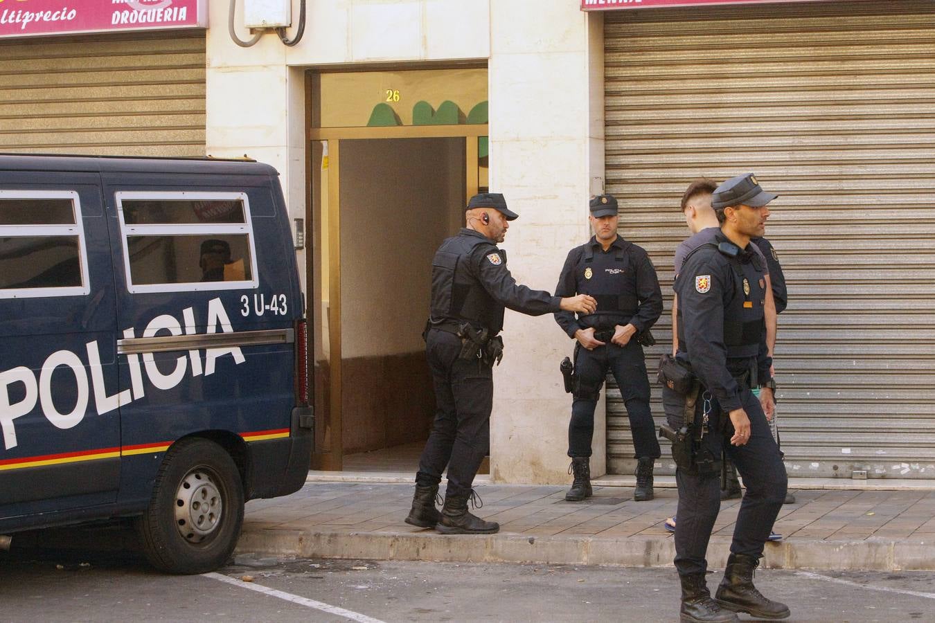 Fotos: La Policía detiene a dos yihadistas en Alaquàs y Cocentaina