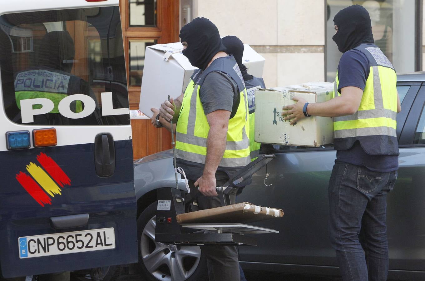 Fotos: La Policía detiene a dos yihadistas en Alaquàs y Cocentaina