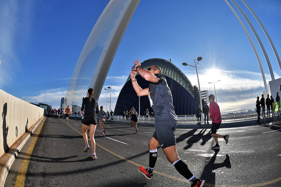 Fotos: Las imágenes más curiosas de la Media Maratón