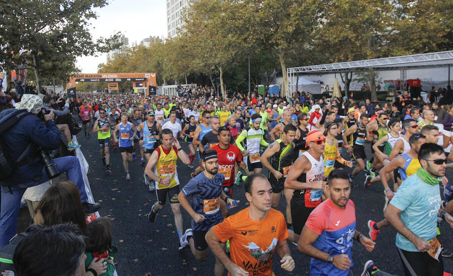 Más de 15.500 corredores participan en una prueba rapidísima que ya ostentaba el récord mundial femenino.