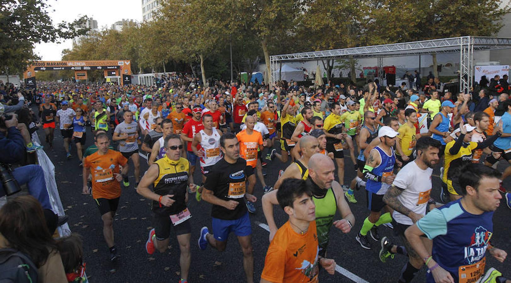 Más de 15.500 corredores participan en una prueba rapidísima que ya ostentaba el récord mundial femenino.