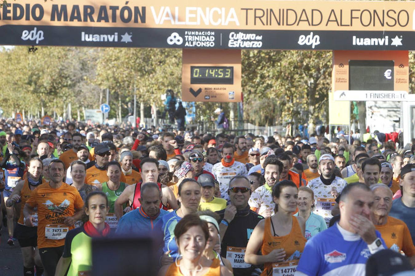 Más de 15.500 corredores participan en una prueba rapidísima que ya ostentaba el récord mundial femenino.