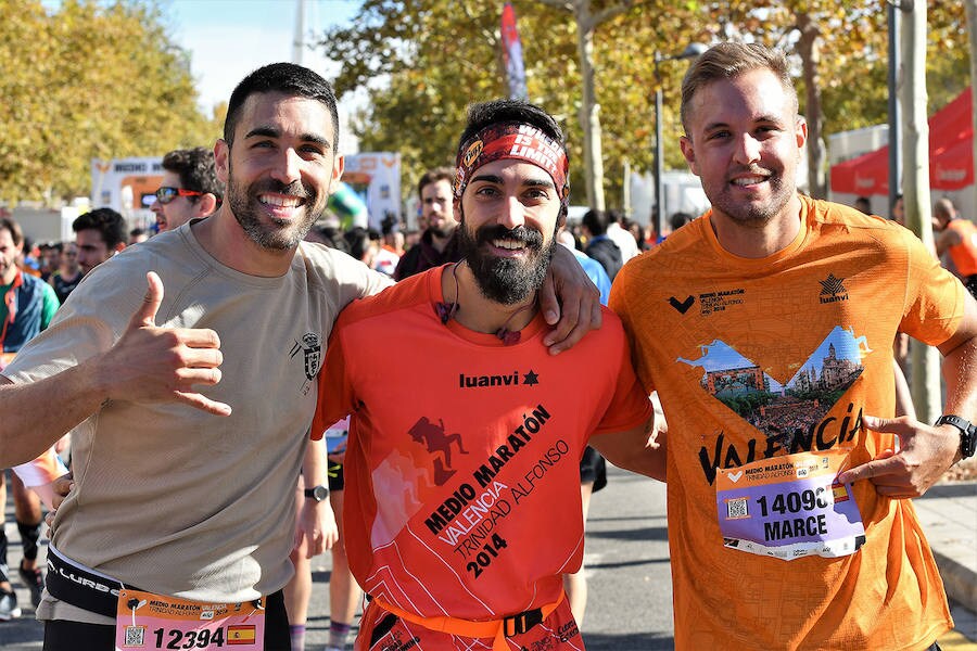 Fotos: Búscate en la llegada a la meta en la Medio Maratón de Valencia