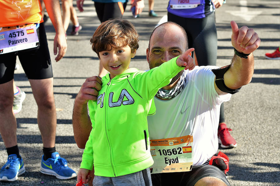 Fotos: Búscate en la llegada a la meta en la Medio Maratón de Valencia