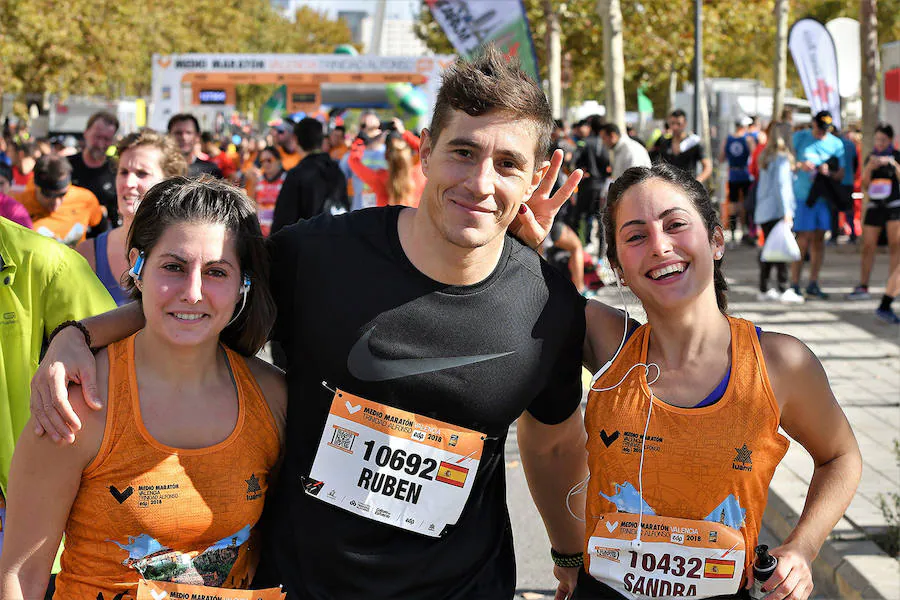 Fotos: Búscate en la llegada a la meta en la Medio Maratón de Valencia