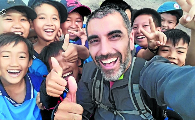 Jesús Arroyo, en su viaje en moto por Vietnam.