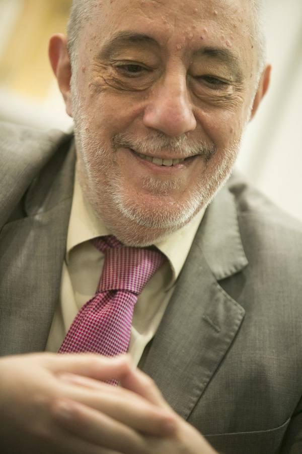 Fotos: Joaquín Borrell, el notario más antiguo de Valencia.