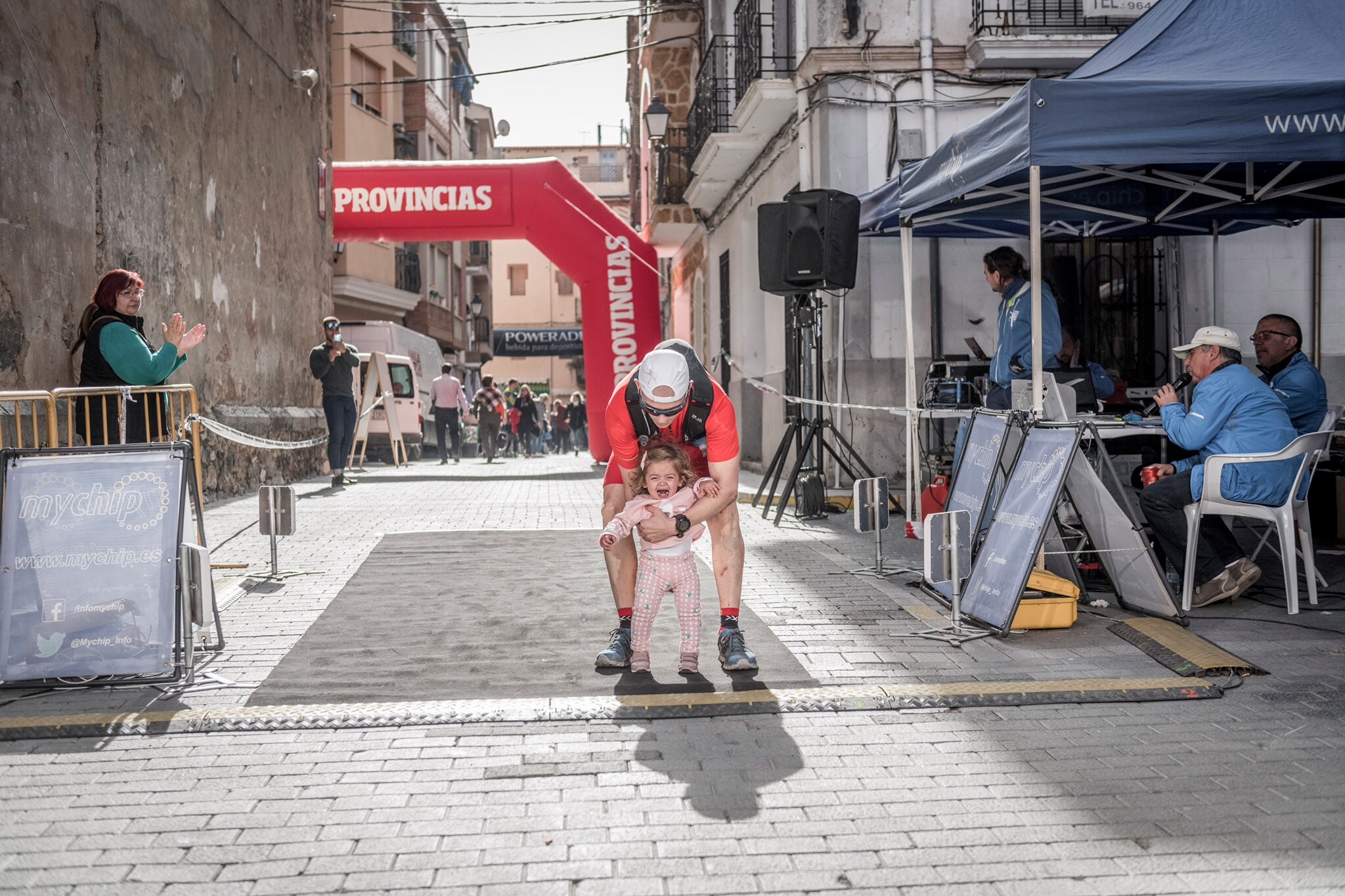 Galería de fotos de la llegada a meta de la carrera de 55 kilómetros del Trail de Montanejos 2018 