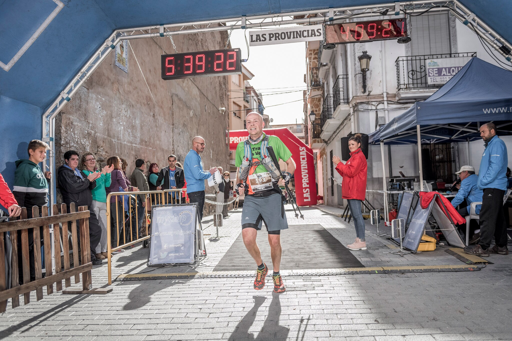 Galería de fotos de la llegada a meta de la carrera de 55 kilómetros del Trail de Montanejos 2018 