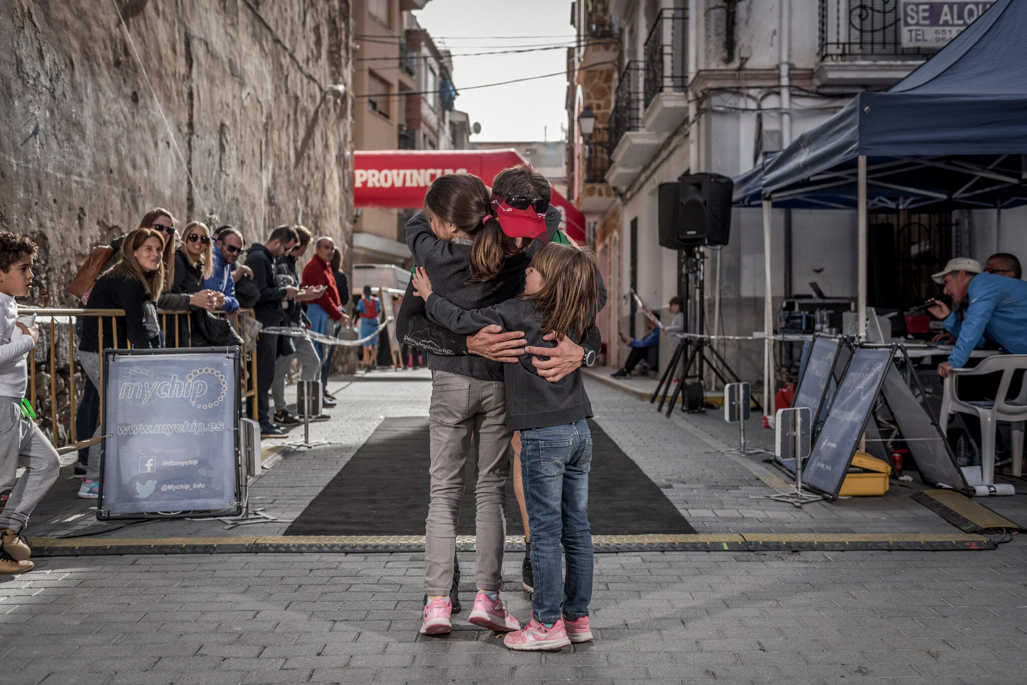 Galería de fotos de la llegada a meta de la carrera de 55 kilómetros del Trail de Montanejos 2018 