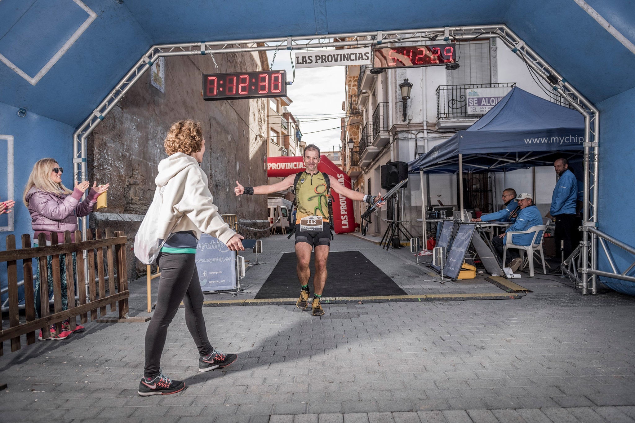 Galería de fotos de la llegada a meta de la carrera de 55 kilómetros del Trail de Montanejos 2018 