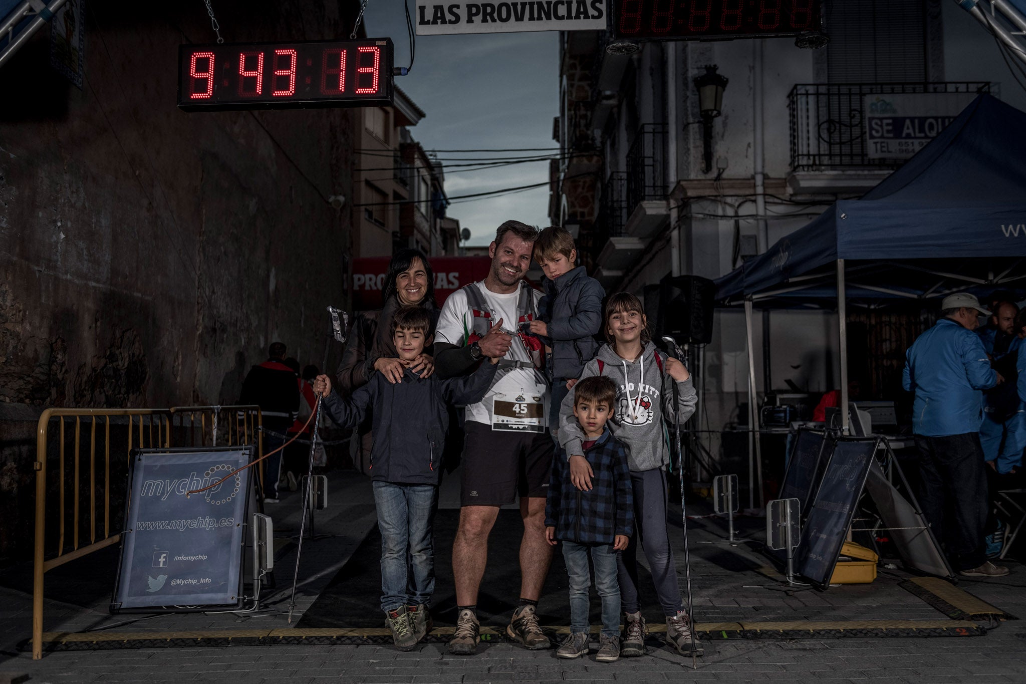 Galería de fotos de la llegada a meta de la carrera de 55 kilómetros del Trail de Montanejos 2018 