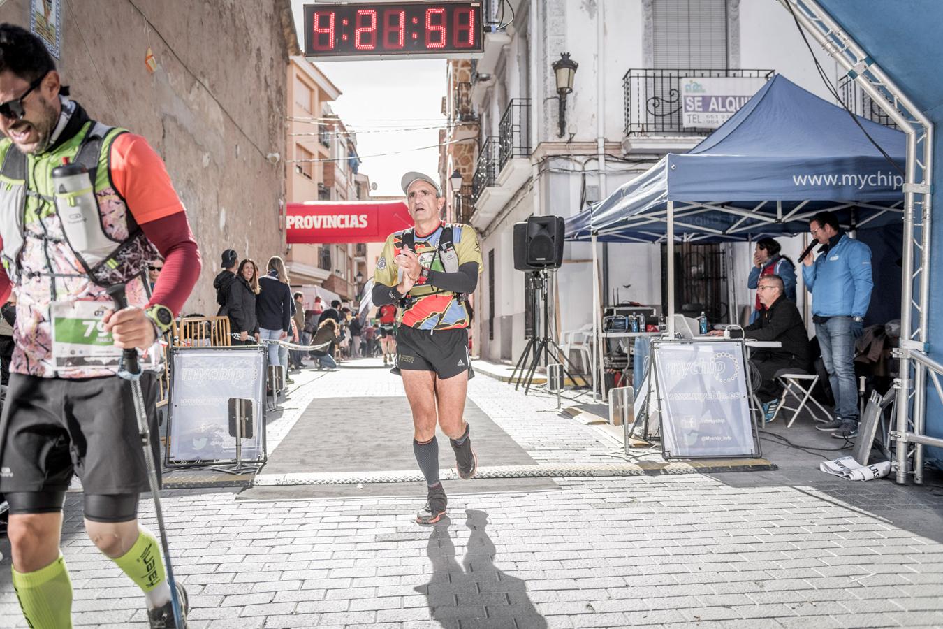 Galería de fotos de la llegada a meta de la carrera de 30 kilómetros del Trail de Montanejos 2018