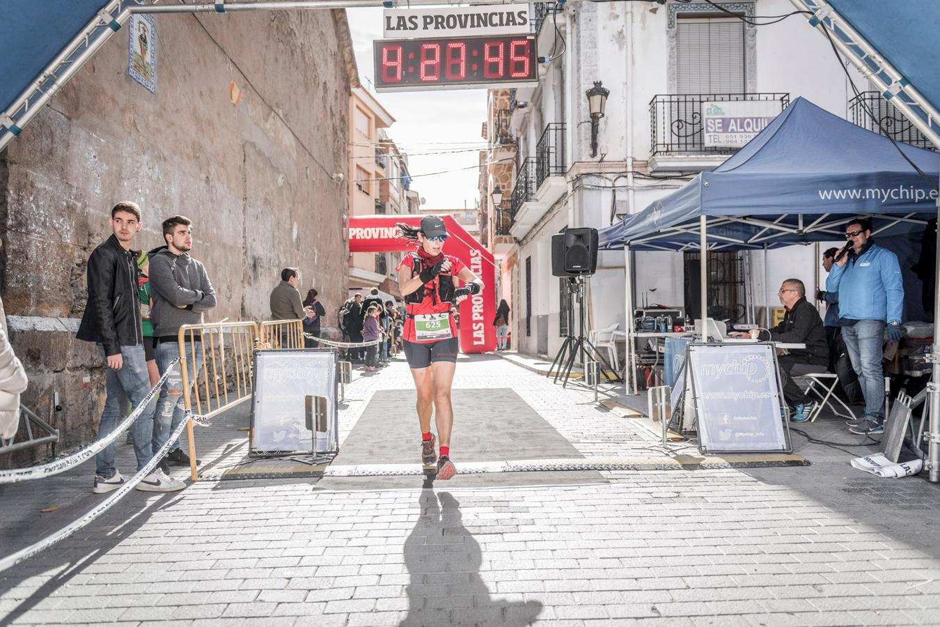 Galería de fotos de la llegada a meta de la carrera de 30 kilómetros del Trail de Montanejos 2018