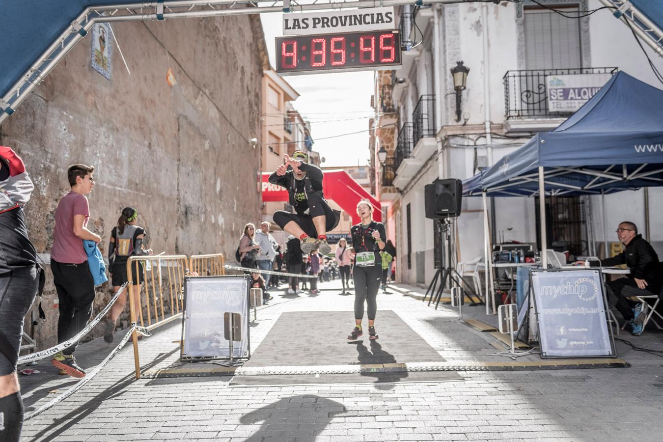 Galería de fotos de la llegada a meta de la carrera de 30 kilómetros del Trail de Montanejos 2018