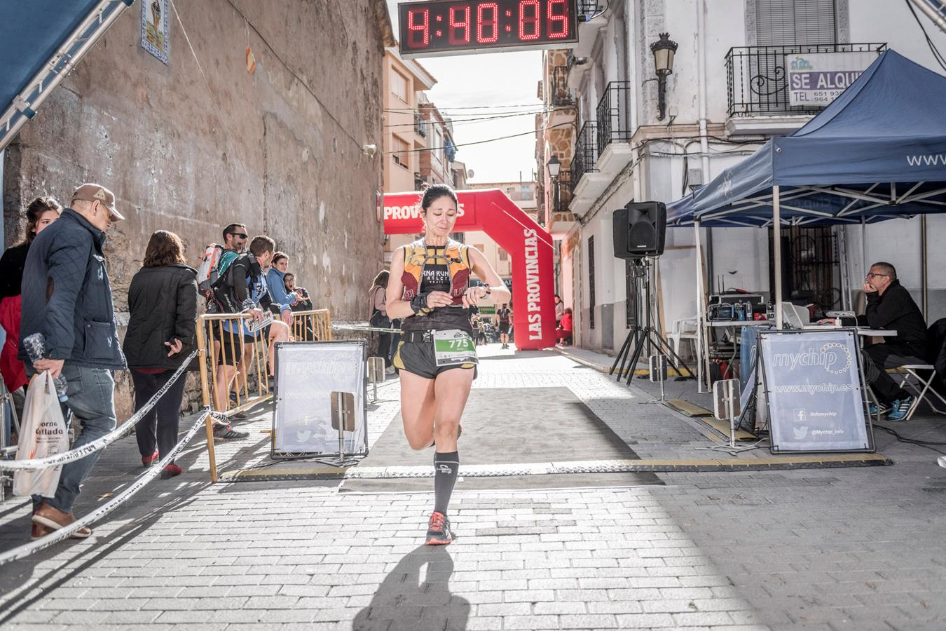 Galería de fotos de la llegada a meta de la carrera de 30 kilómetros del Trail de Montanejos 2018