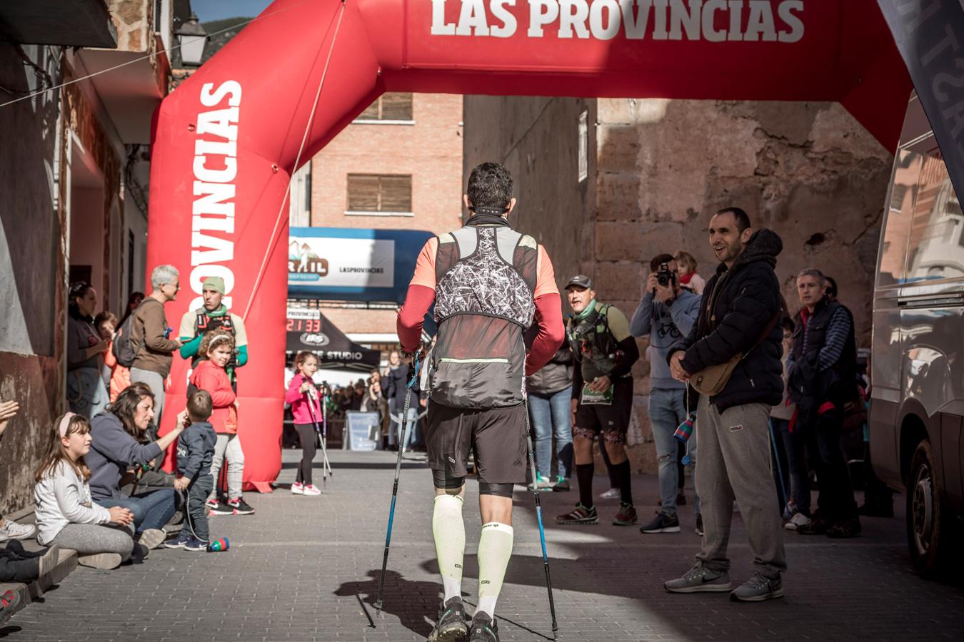 Galería de fotos de la llegada a meta de la carrera de 30 kilómetros del Trail de Montanejos 2018