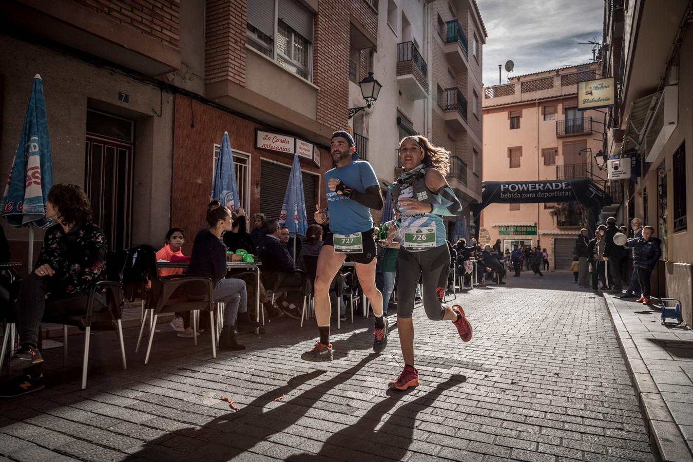 Galería de fotos de la llegada a meta de la carrera de 30 kilómetros del Trail de Montanejos 2018