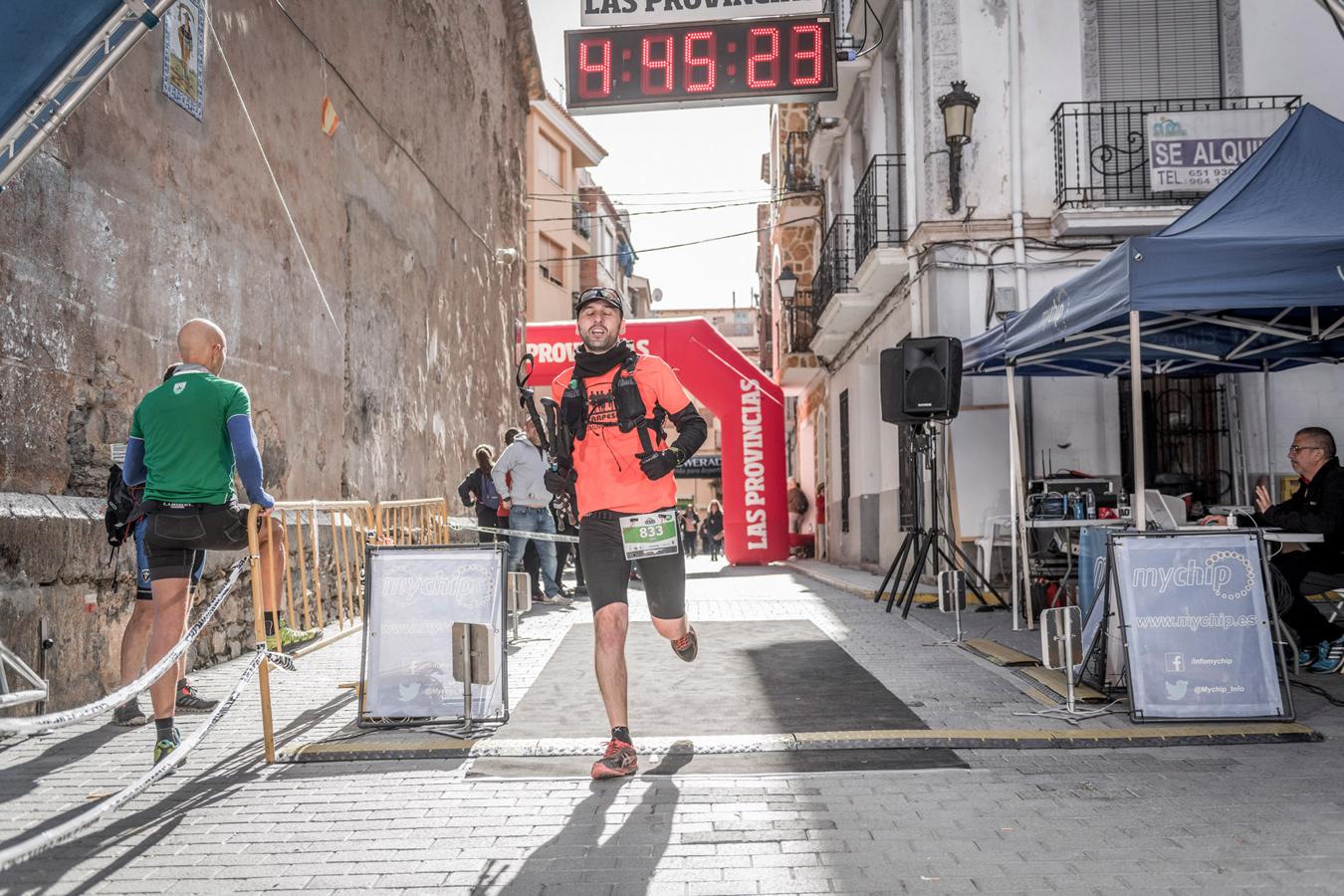 Galería de fotos de la llegada a meta de la carrera de 30 kilómetros del Trail de Montanejos 2018