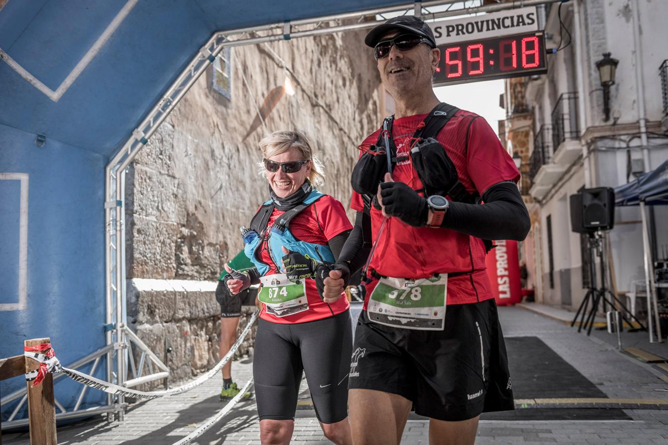 Galería de fotos de la llegada a meta de la carrera de 30 kilómetros del Trail de Montanejos 2018