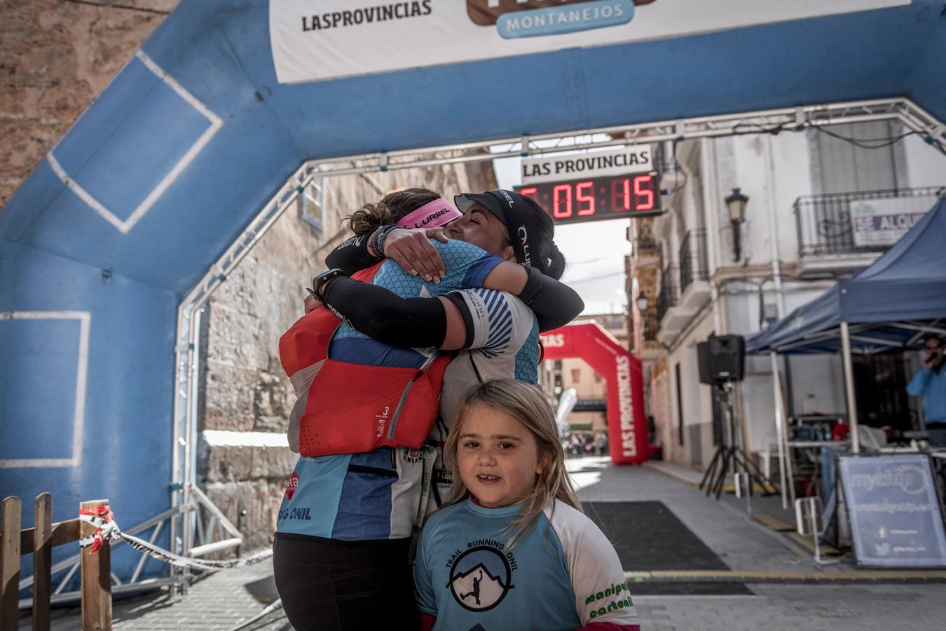 Galería de fotos de la llegada a meta de la carrera de 30 kilómetros del Trail de Montanejos 2018