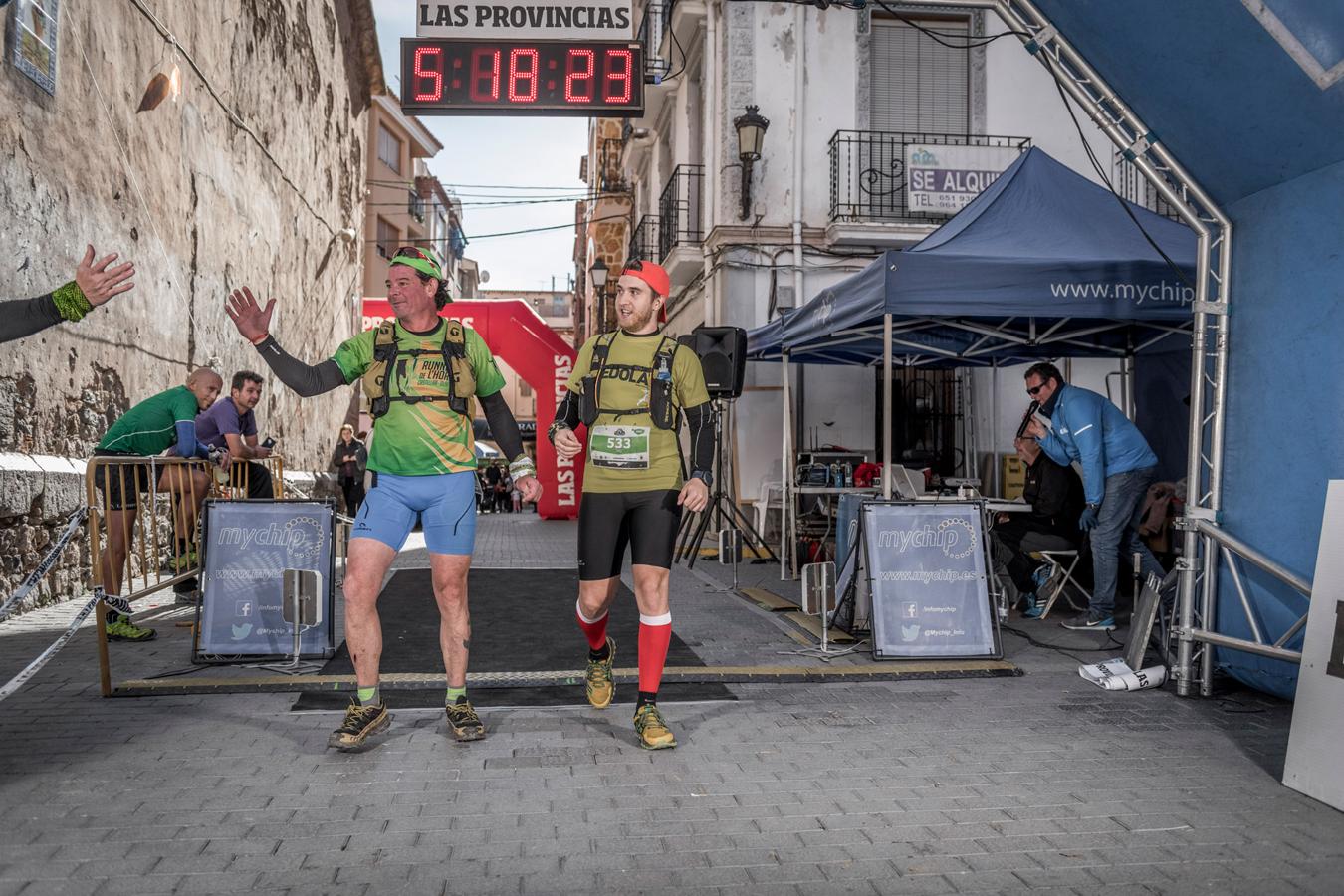 Galería de fotos de la llegada a meta de la carrera de 30 kilómetros del Trail de Montanejos 2018