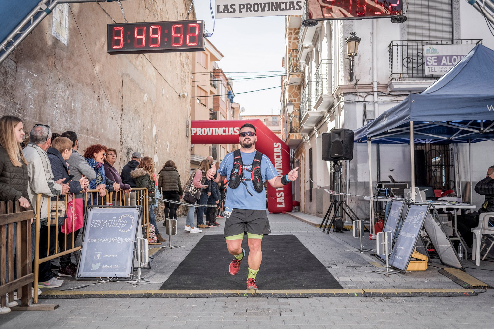 Galería de fotos de la llegada a meta de la carrera de 15 kilómetros del Trail de Montanejos 2018